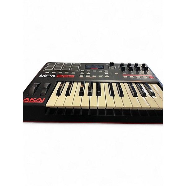Used Akai Professional MPK225 25-Key MIDI Controller