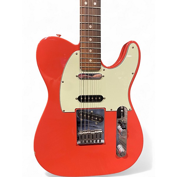 Used Fender Deluxe Nashville Telecaster Fiesta Red Solid Body Electric Guitar