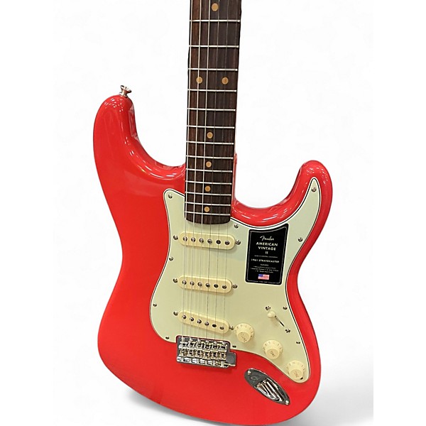 Used Fender AMERICAN VINTAGE II 1961 STRATOCASTER Fiesta Red Solid Body Electric Guitar