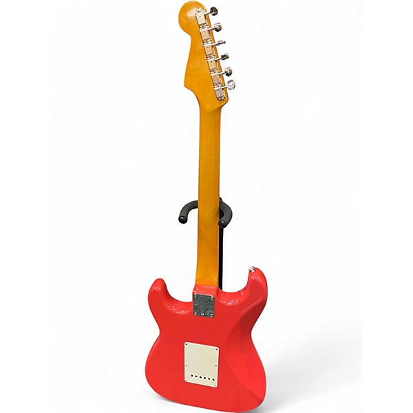 Used Fender AMERICAN VINTAGE II 1961 STRATOCASTER Fiesta Red Solid Body Electric Guitar