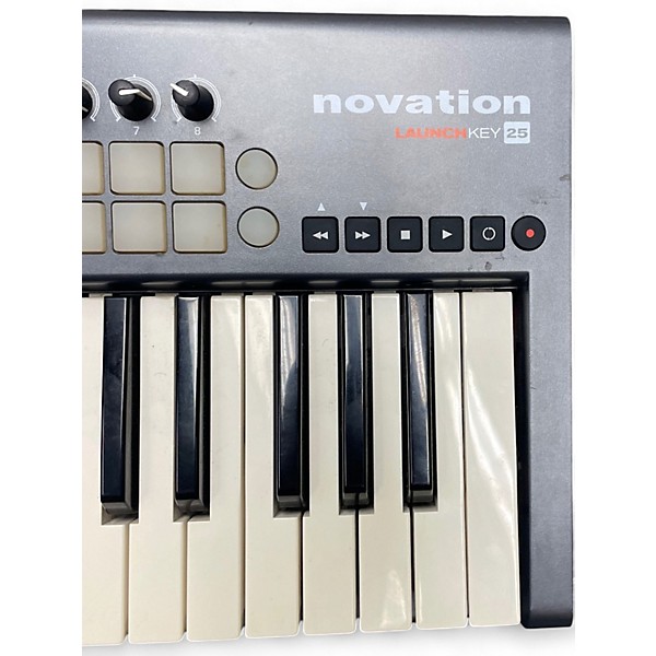 Used Novation Launchkey 25 Key MIDI Controller