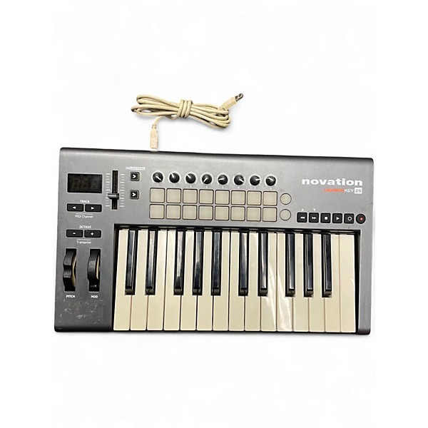 Used Novation Launchkey 25 Key MIDI Controller