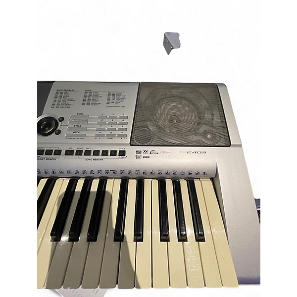 Used Yamaha PSRE403 Portable Keyboard