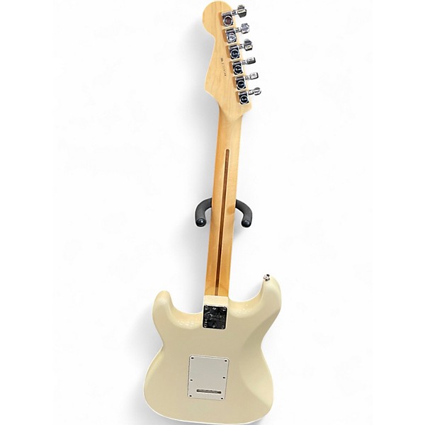 Used Fender American Standard Stratocaster Alpine White Solid Body Electric Guitar