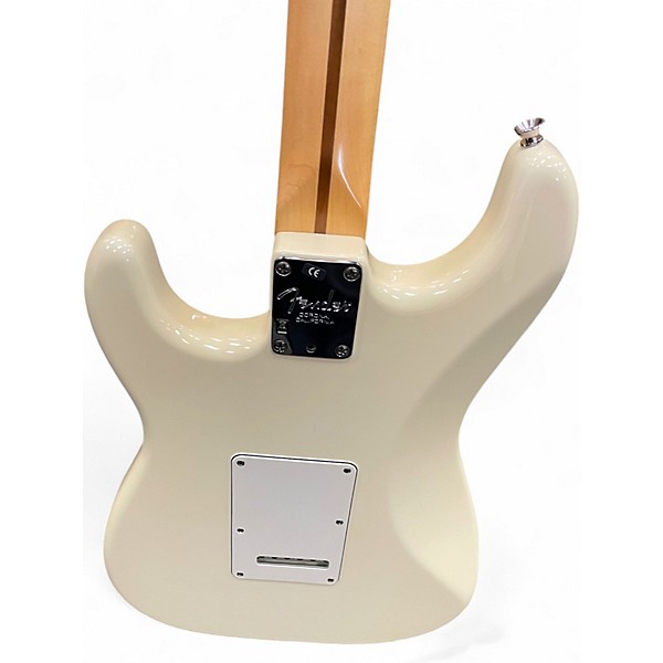 Used Fender American Standard Stratocaster Alpine White Solid Body Electric Guitar