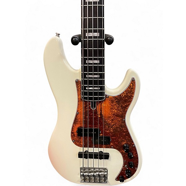Used Sire Marcus Miller P7 Alder 5 String Alpine White Electric Bass Guitar