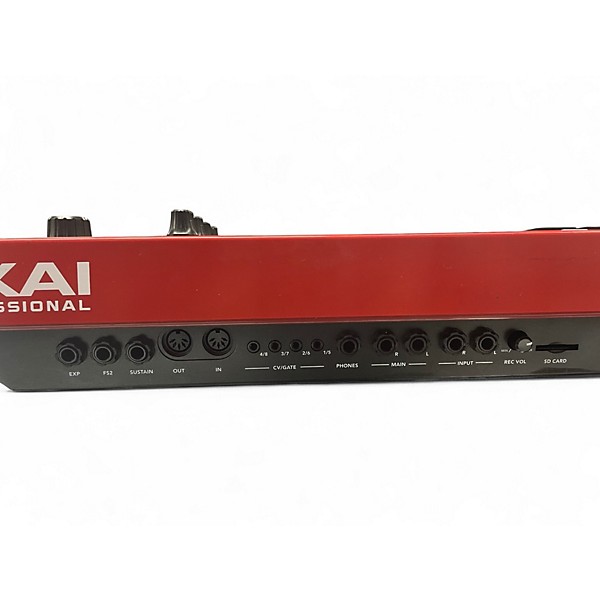 Used Akai Professional MPC KEY 37 Keyboard Workstation