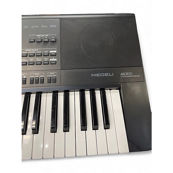 Used Medeli AKX10 Keyboard Workstation