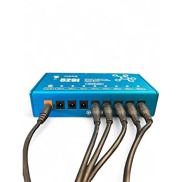 Used Mission Engineering Mission Engineering 529i USB Pedalboard Power Supply With Integrated Battery Power Supply