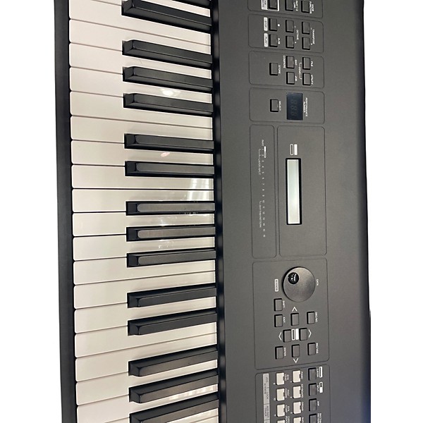 Used Yamaha MX88 Synthesizer