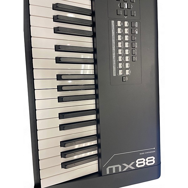 Used Yamaha MX88 Synthesizer