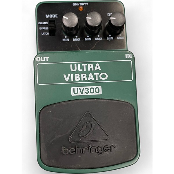 Used Behringer UV300 Ultra Vibrato Effect Pedal