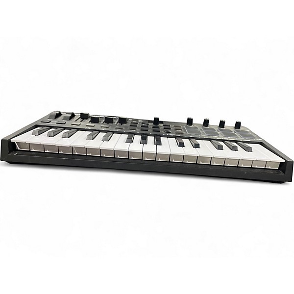 Used M-audio OXYGEN PRO MINI MIDI Controller