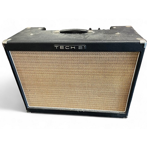 Vintage 2000s Tech 21 Trademark 120 Guitar Combo Amp