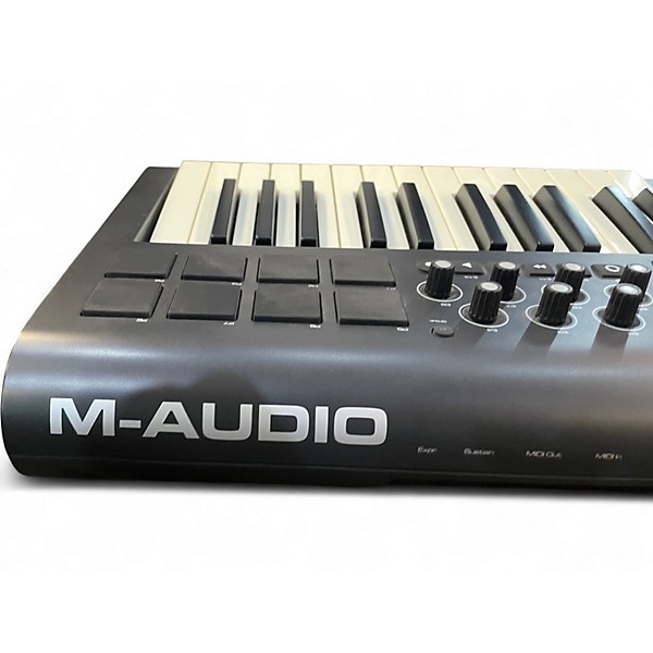 Used M Audio AXIOM 25 MIDI Controller