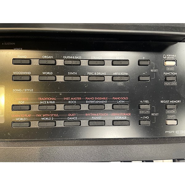 Used Yamaha PSRE383 Portable Keyboard
