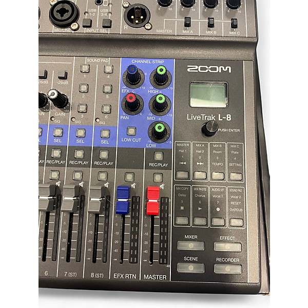 Used Zoom LiveTrak L-8 Powered Mixer