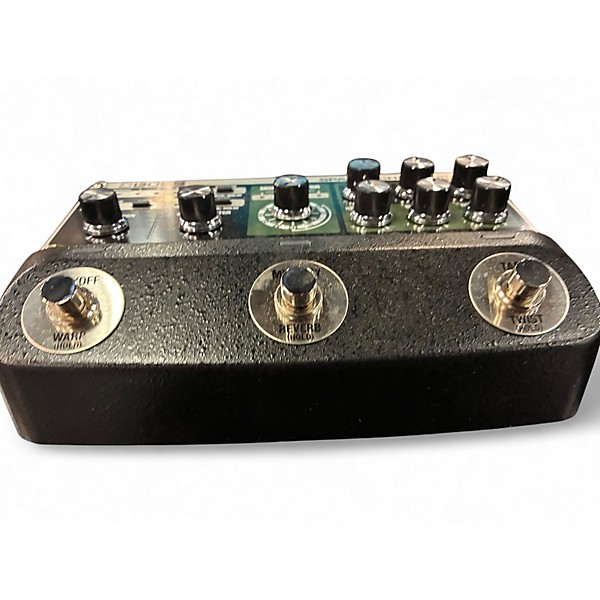 Used BOSS re202 Effect Pedal
