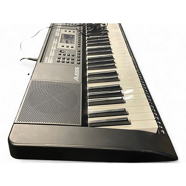 Used Alesis Harmony 61 Digital Piano