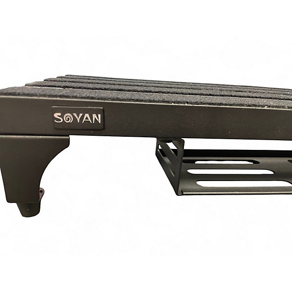 Used Soyan 22" x 12.5" Aluminum Alloy Guitar Pedal Board Pedal Board