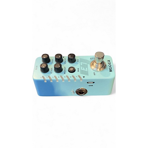 Used Mooer E7 Synth Effect Pedal
