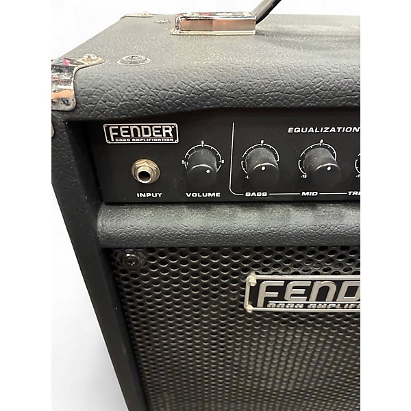 Used Fender Rumble 15 15W 1X8 Bass Combo Amp