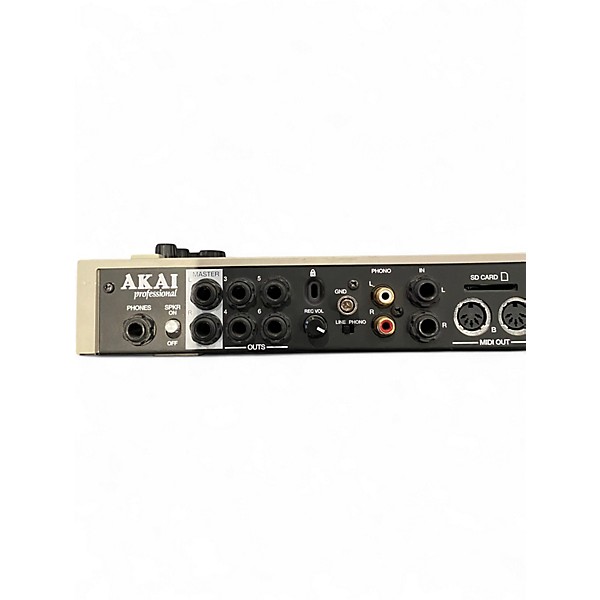 Used Akai Professional MPC Live 2 Production Controller