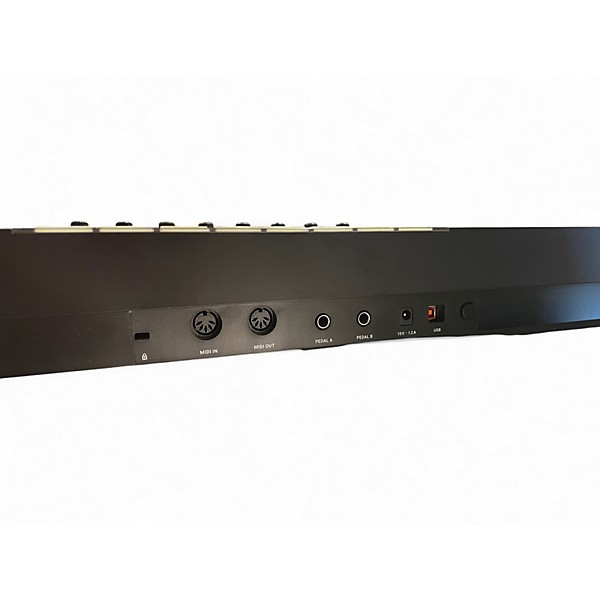 Used Native Instruments Komplete Kontrol S61 MKII MIDI Controller