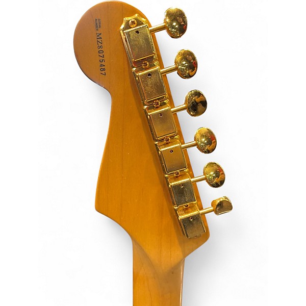 Used 2008 Fender Deluxe Player's Stratocaster Crimson Red Trans Solid Body Electric Guitar