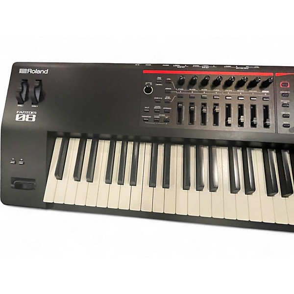 Used Roland Fantom 08 Keyboard Workstation