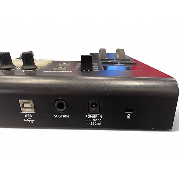 Used Novation Launchkey 25 Key MIDI Controller