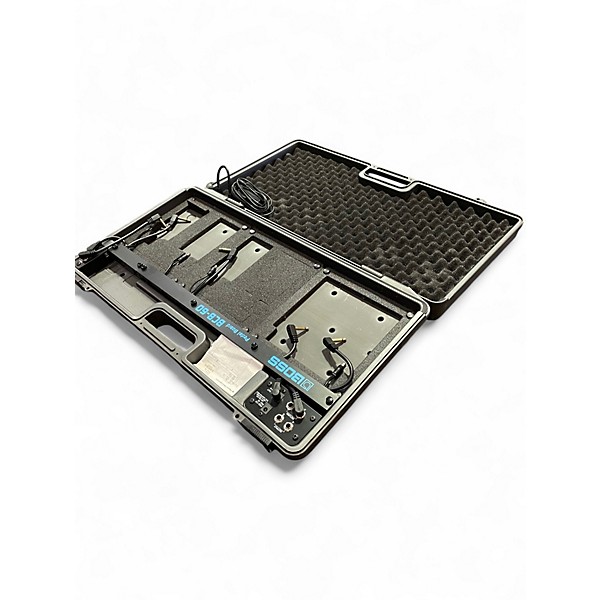 Used BOSS BCB60 Pedal Board