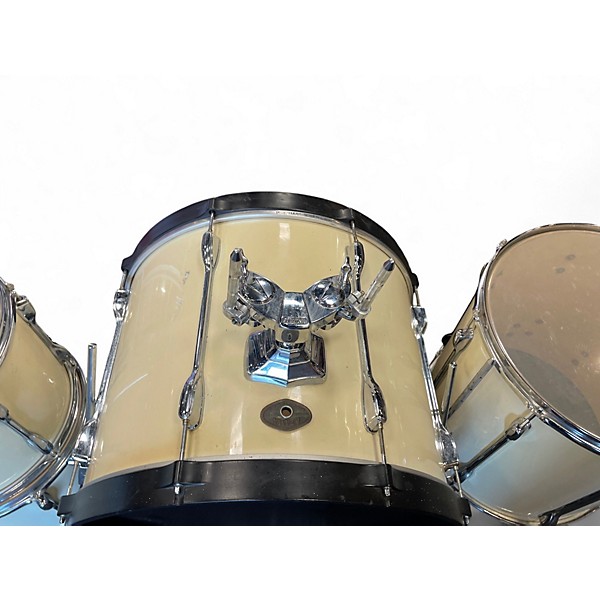 Used TAMA 4 Piece Rockstar White Drum Kit