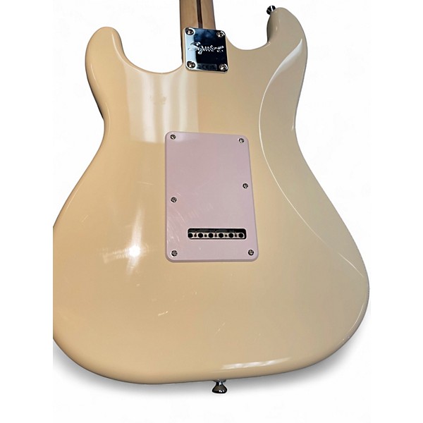 Used Squier Affinity Stratocaster Olympic White Solid Body Electric Guitar