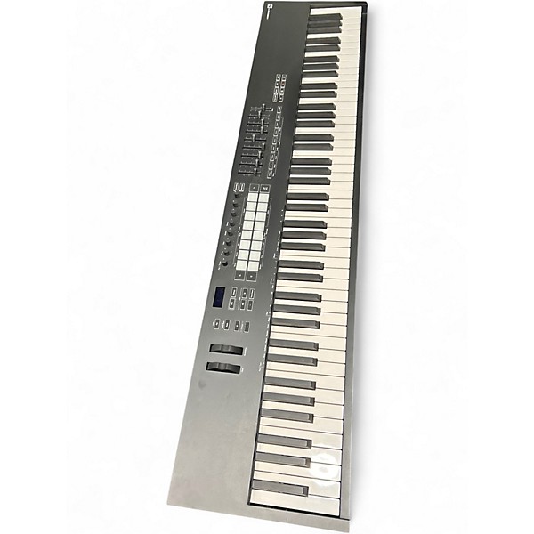 Used Novation Launch key 88 MIDI Controller