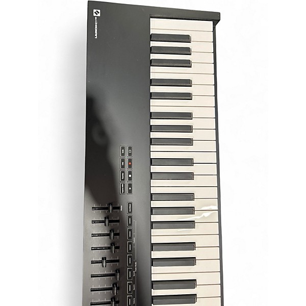 Used Novation Launch key 88 MIDI Controller