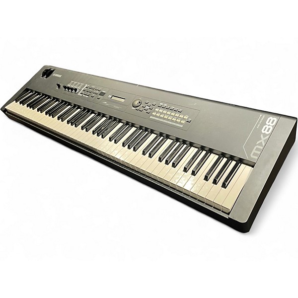 Used Yamaha MX88 Synthesizer