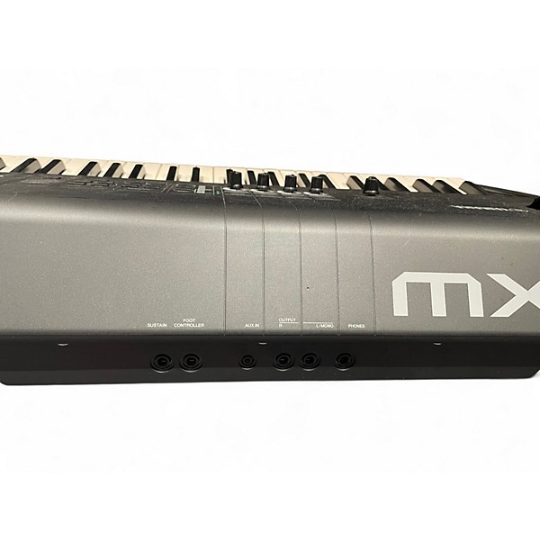 Used Yamaha MX88 Synthesizer
