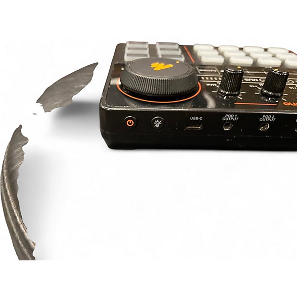 Used maono MAONOCASTER