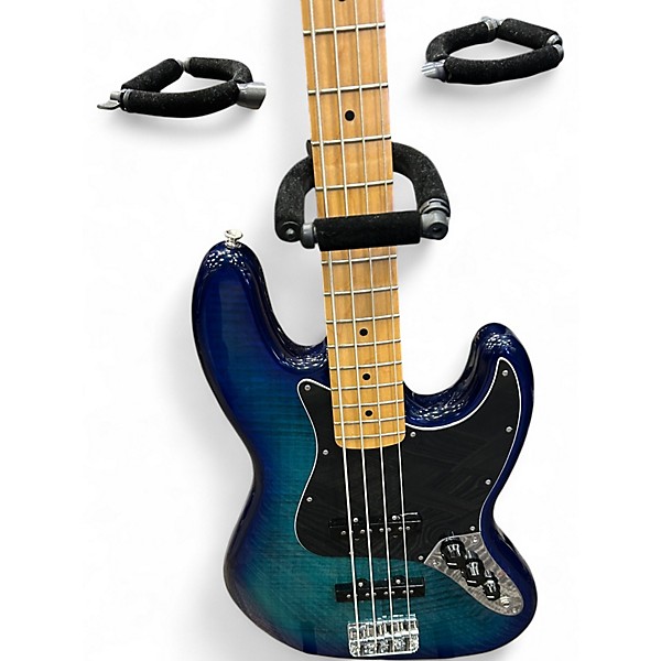 Used 2020s Fender PLAYER ii Blue Burst Electric Bass Guitar