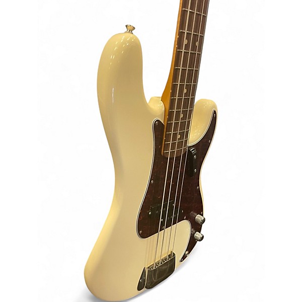 Used Fender Vintera II 60s Precision Bass Olympic White Electric Bass Guitar