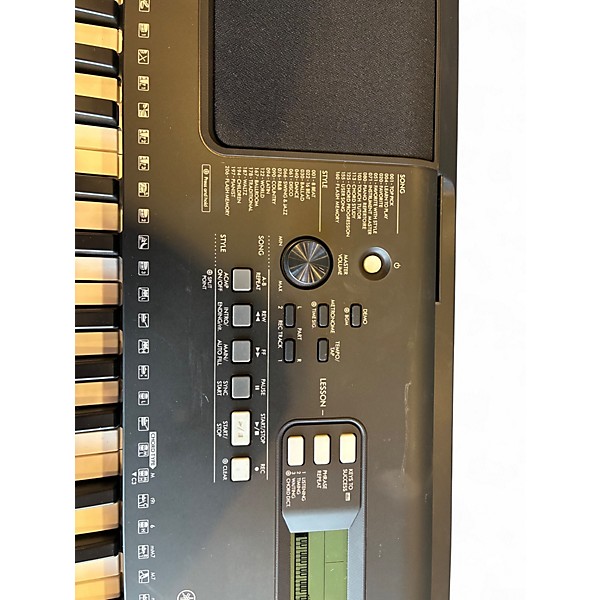 Used Yamaha PSRE373 Digital Piano