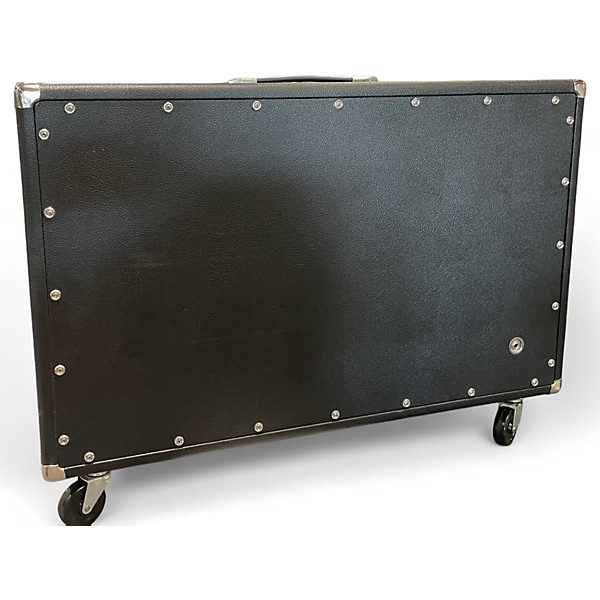Used 2017 Fender Bassman 800 Bass Cabinet