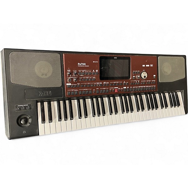 Used KORG PA700 Keyboard Workstation