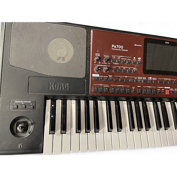 Used KORG PA700 Keyboard Workstation