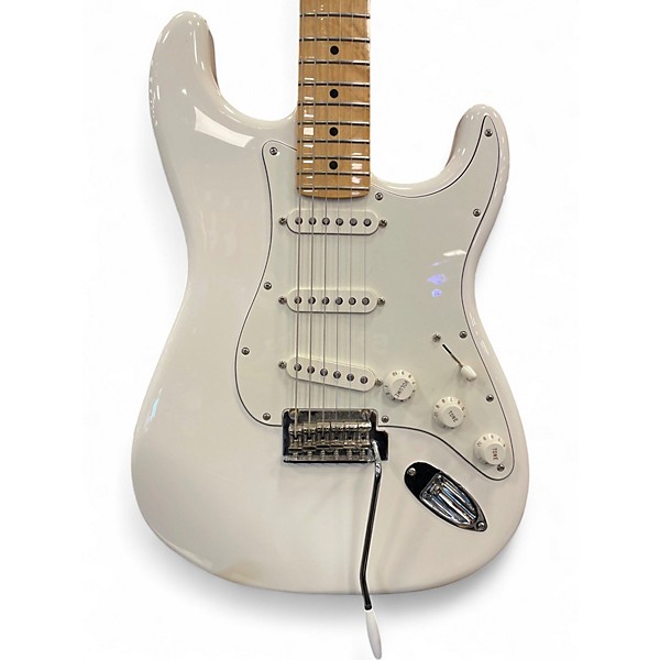 Used Fender Player Stratocaster Polar White Solid Body Electric Guitar