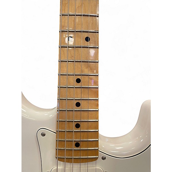 Used Fender Player Stratocaster Polar White Solid Body Electric Guitar