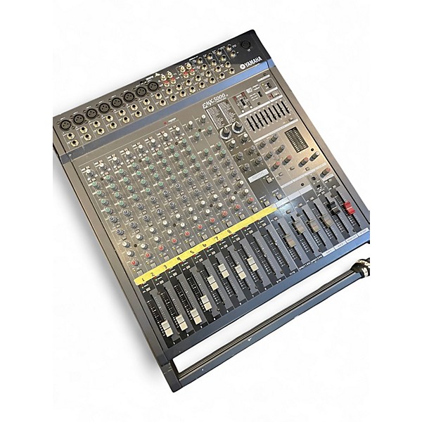Used Yamaha EMX5000-12 Powered Mixer