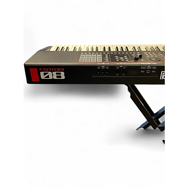 Used Roland Fantom 08 Keyboard Workstation