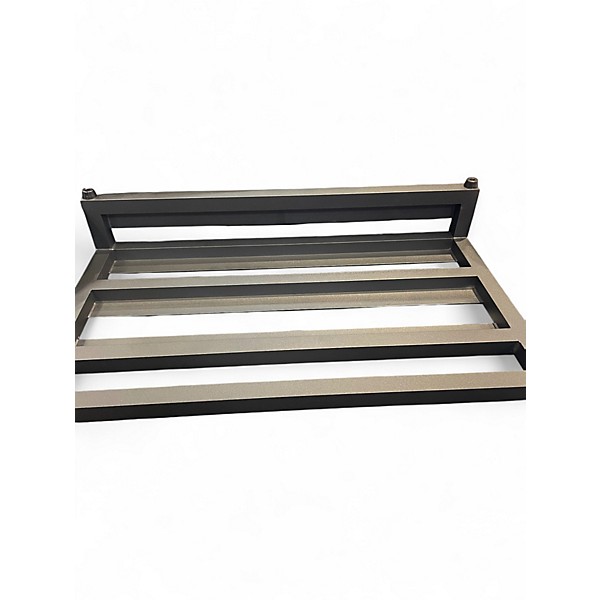 Used Donner Pedal Board Pedal Board